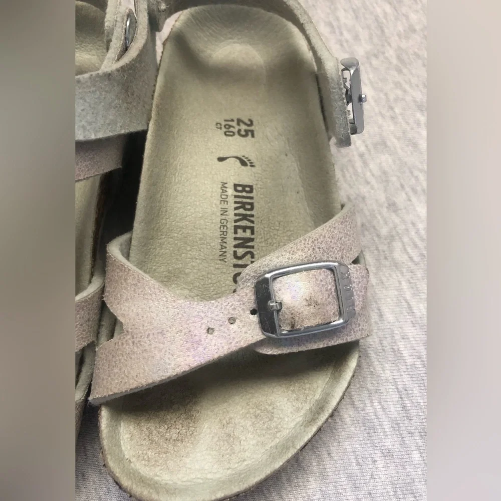 Birkenstock Rio Kids Silver Leather Strappy Buckle Sandals Size: EUR 25 = US 7